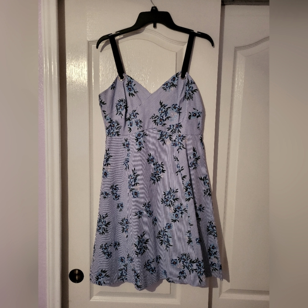 GUESS Floral Blue and White Striped Women's Dress